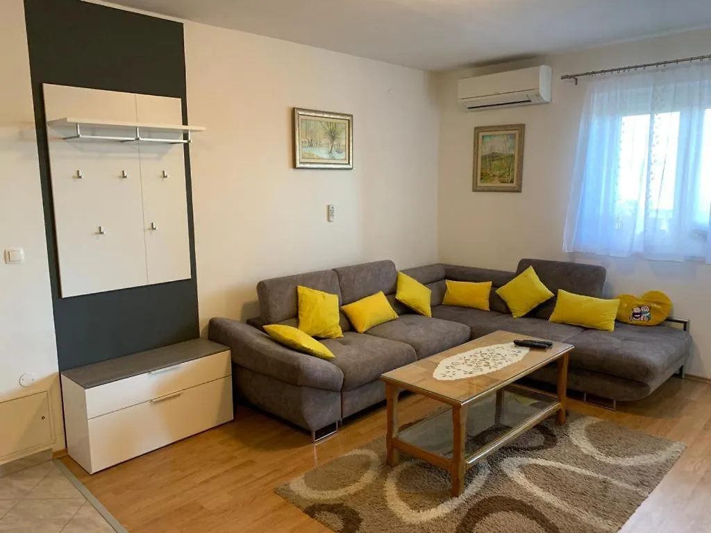 Apartman Bacvice Seaview
